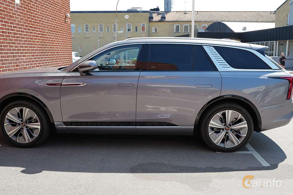 Hongqi E-HS9