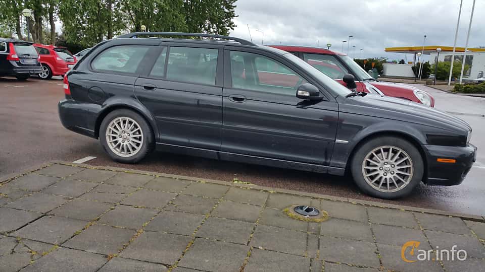 Jaguar X-Type