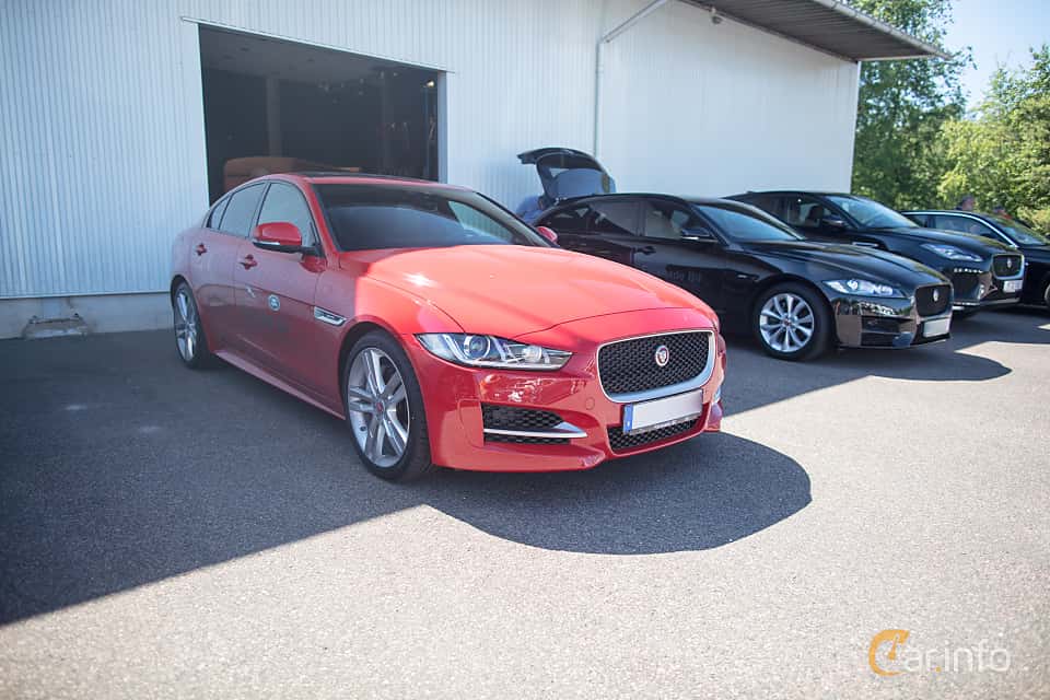 Jaguar XE