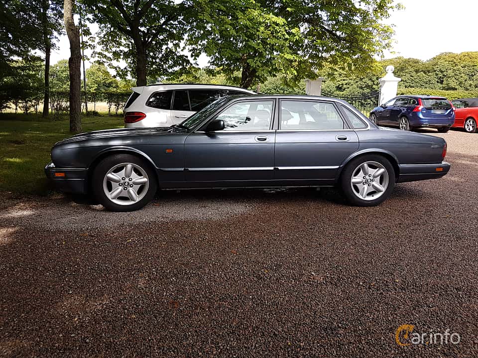 Jaguar XJ 3.2 Automatic, 4-trins, 211ps, 1996