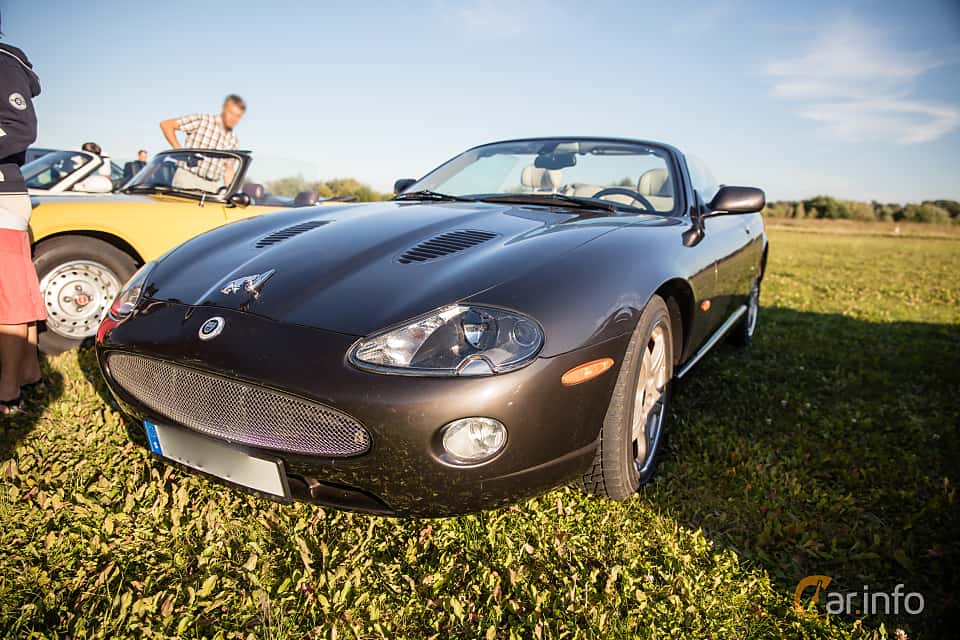 Jaguar XK