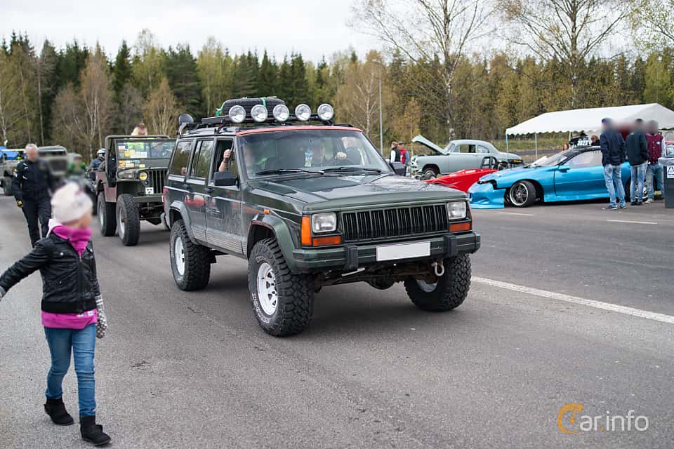 Jeep Cherokee