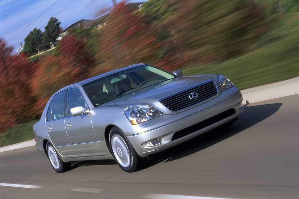 Lexus LS