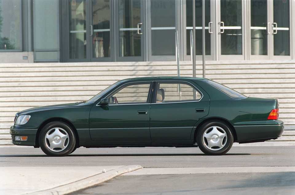 Lexus LS