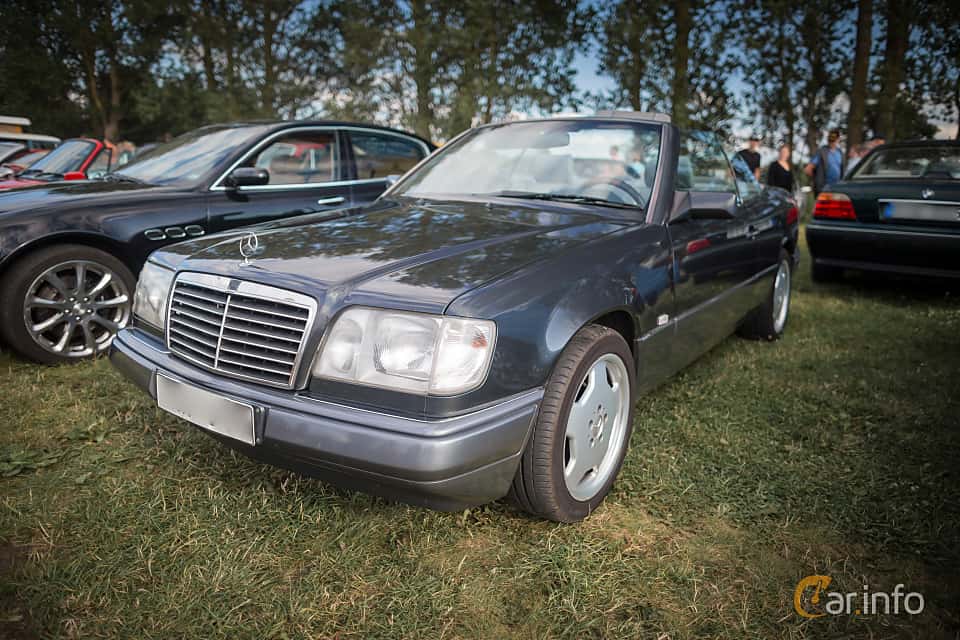 Mercedes-Benz E 220 Cabriolet Automatic, 4-trins, 150ps, 1993