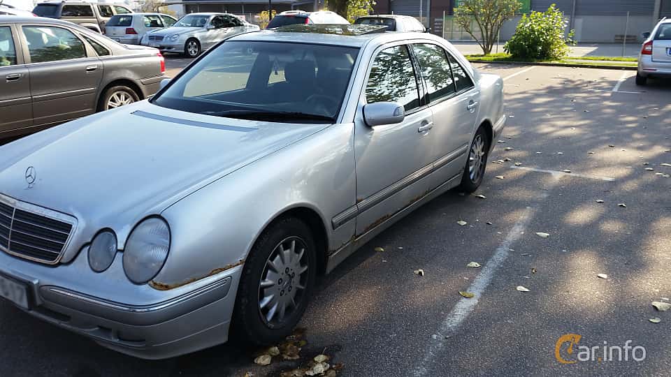 Mercedes-Benz E 240 Automatisk, 5-trinn, 170hk, 1999