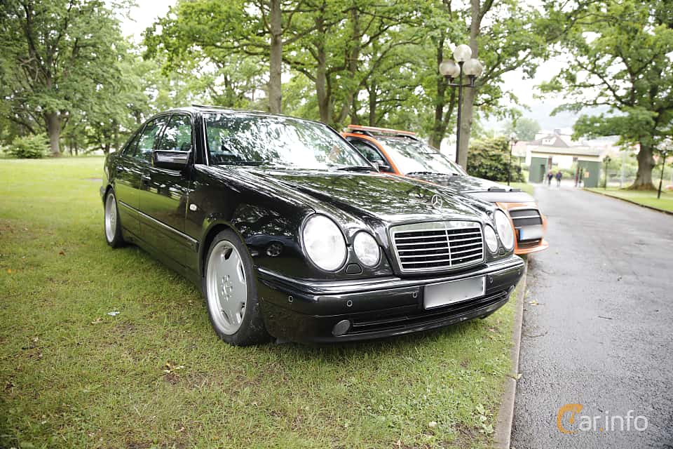 Mercedes-Benz E 55 AMG Automatic, 354hp, 1999