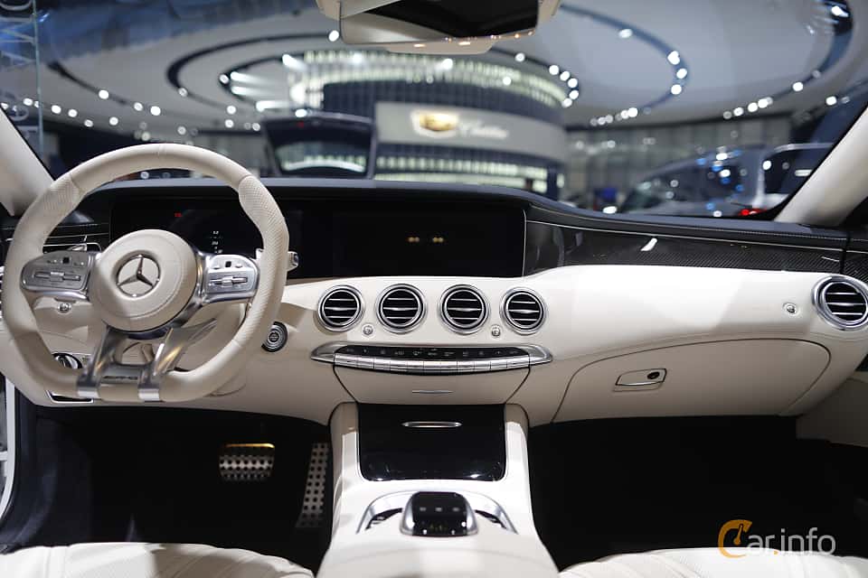 File:Mercedes S-Class Interior (W222).jpg - Wikipedia
