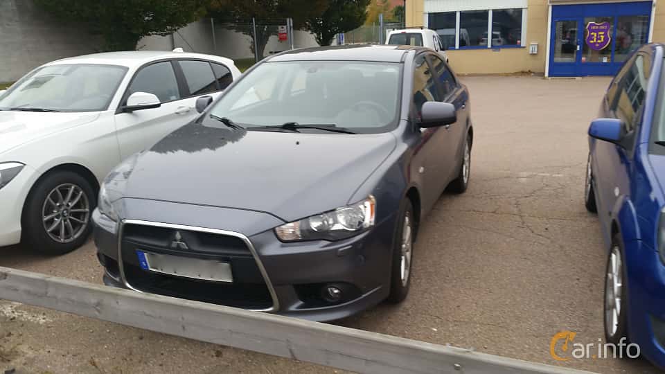 Mitsubishi Lancer