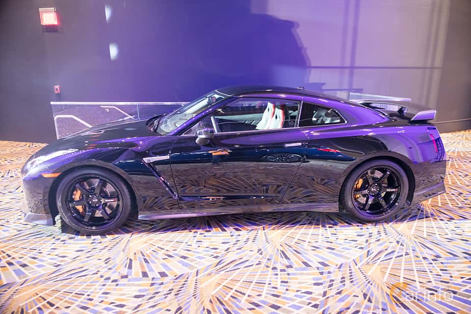 Nissan GT-R 3.8 V6 4x4 DCT, 570hp, 2018