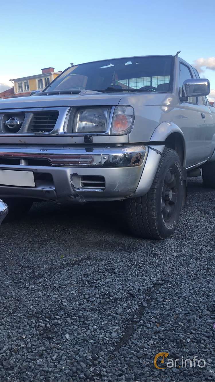 Nissan NP300