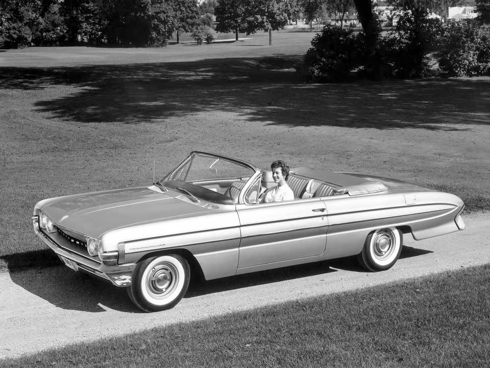 Oldsmobile Dynamic 88