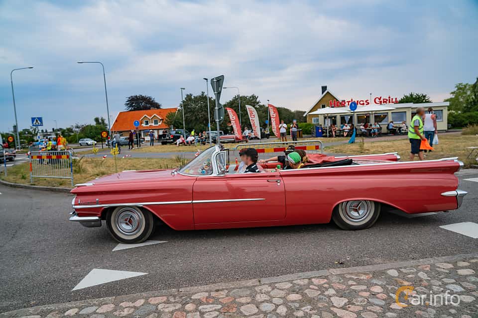 Oldsmobile Dynamic 88