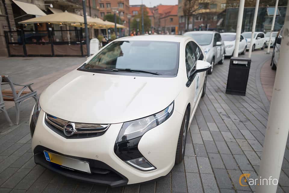 Opel Ampera