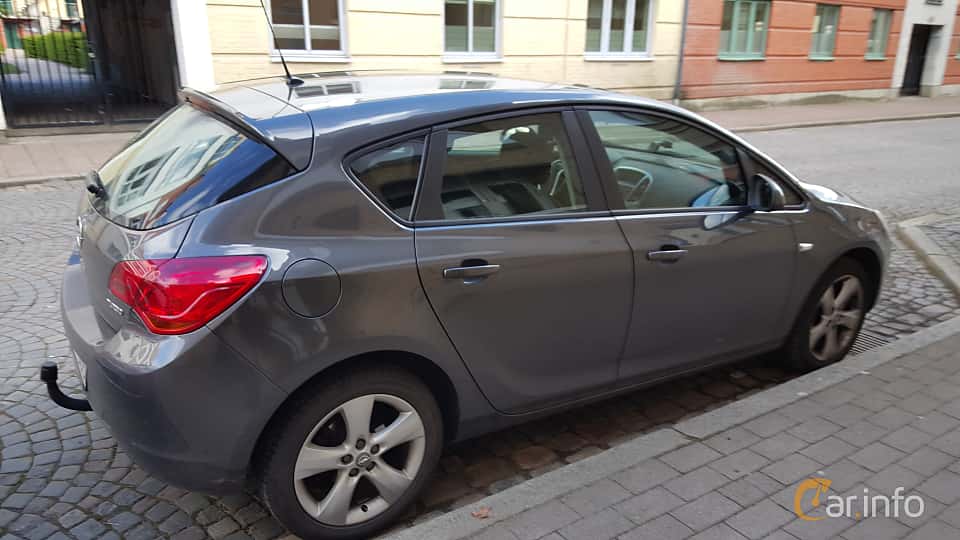 Opel Astra 1.7 CDTI  Manual, 125hp, 2011