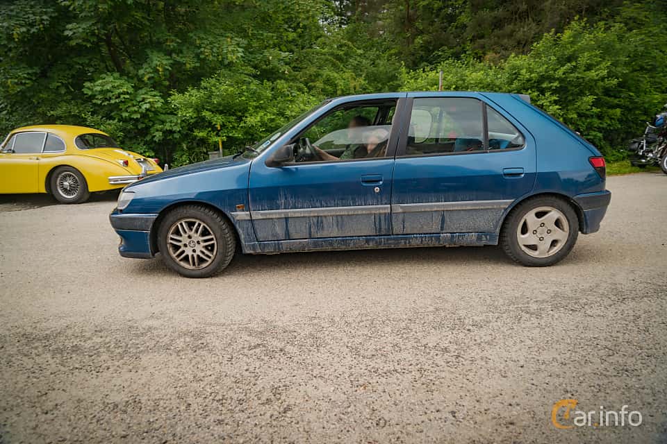Peugeot 306