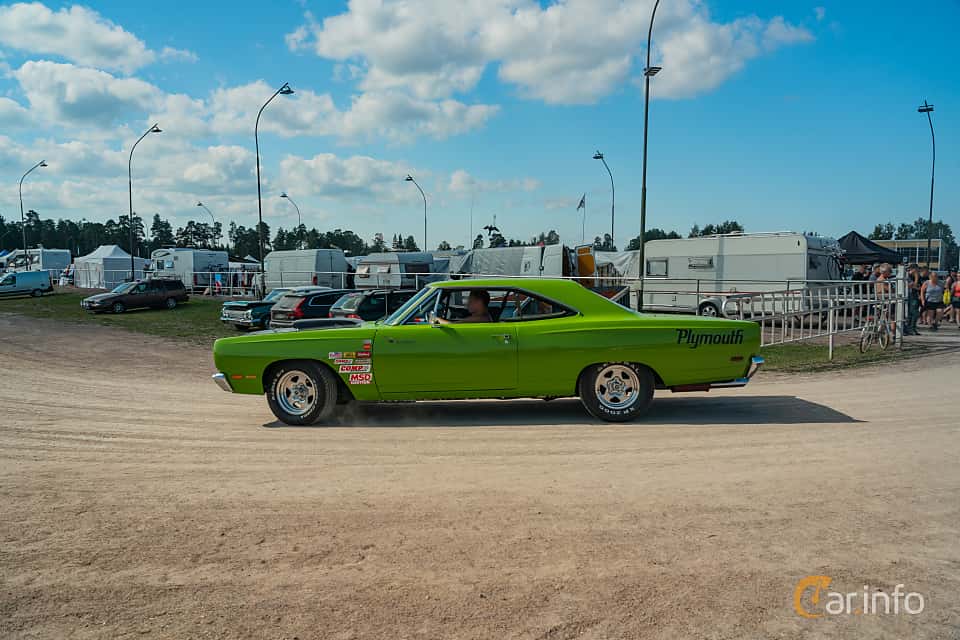 Plymouth Satellite