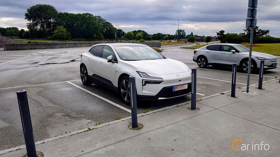Polestar 4