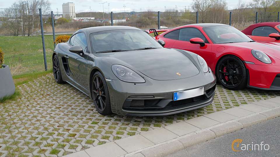 Porsche 718