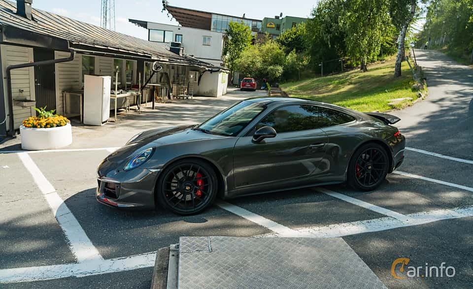 Porsche 911 Carrera PDK, 7-trins, 370ps, 2017