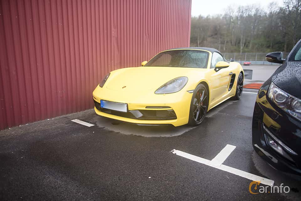 Porsche 718