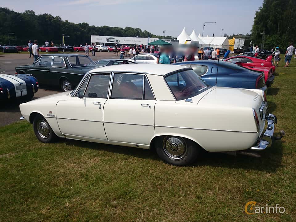 Rover P6