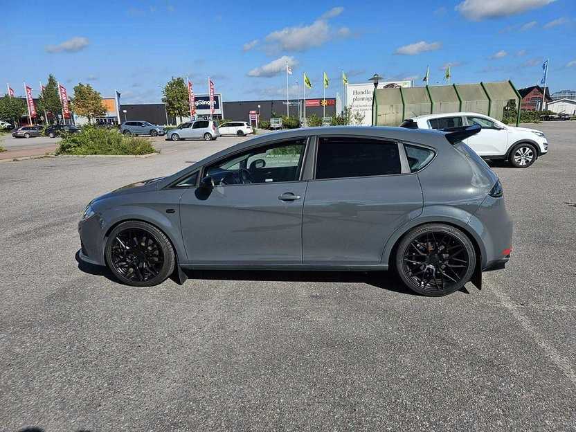 SEAT León