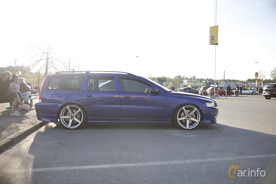 Volvo V70