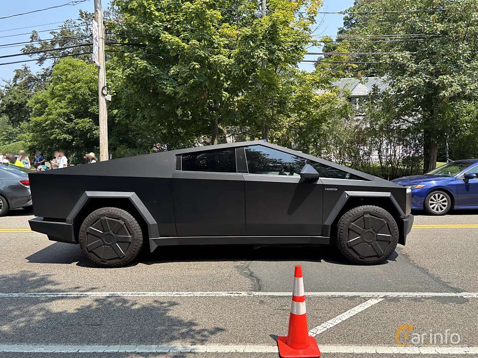 Tesla Cybertruck