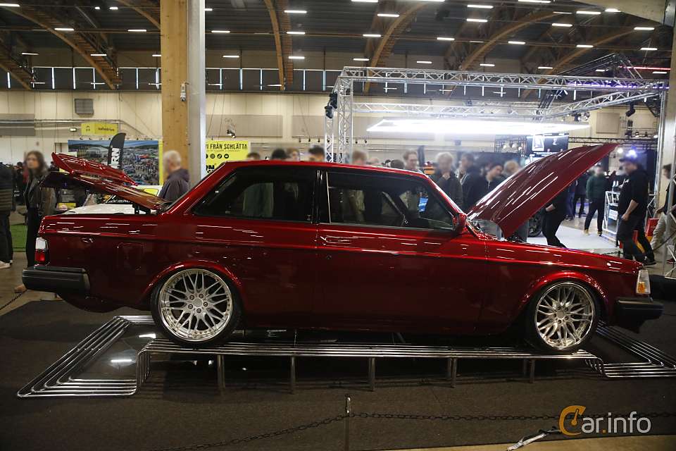 Volvo 240