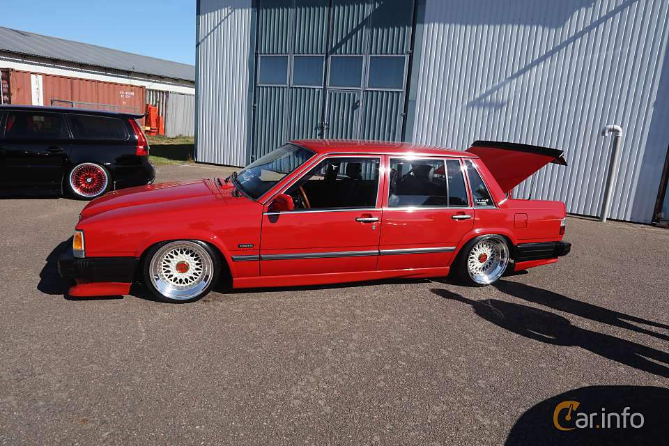 Volvo 740