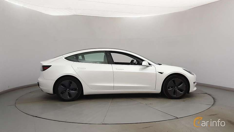 Tesla Model 3 Standard Range Plus, 283ps, 2020