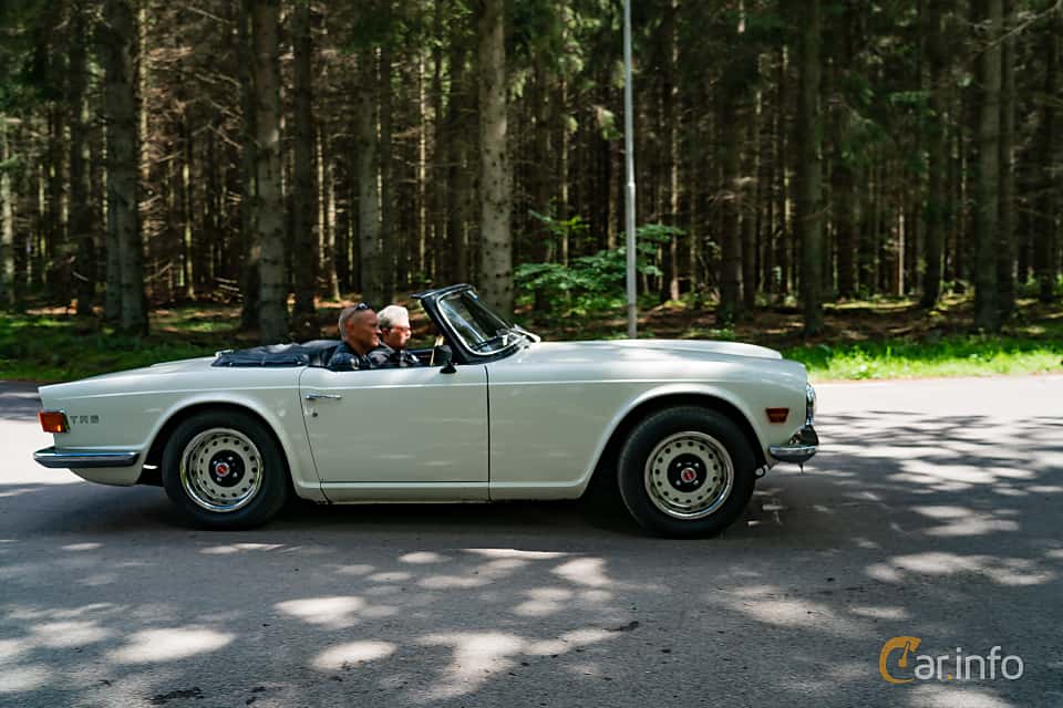 Triumph TR6