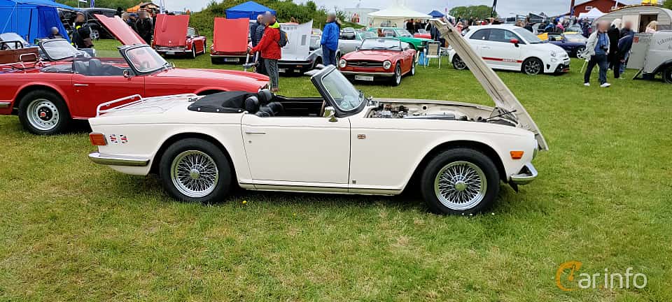 Triumph TR6