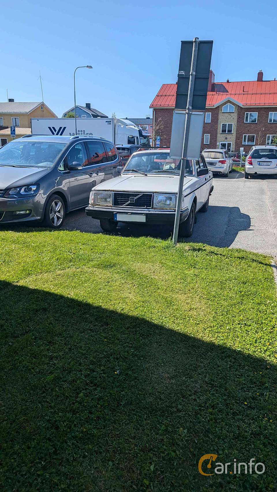 Volvo 240