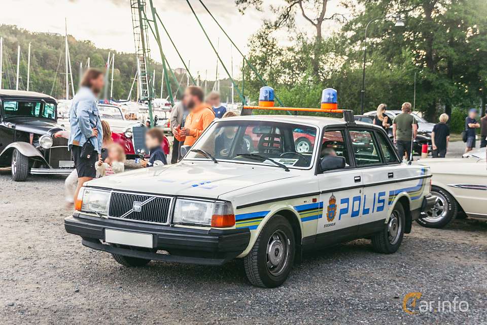 Volvo 240