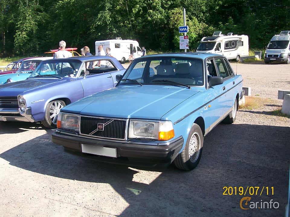 Volvo 240