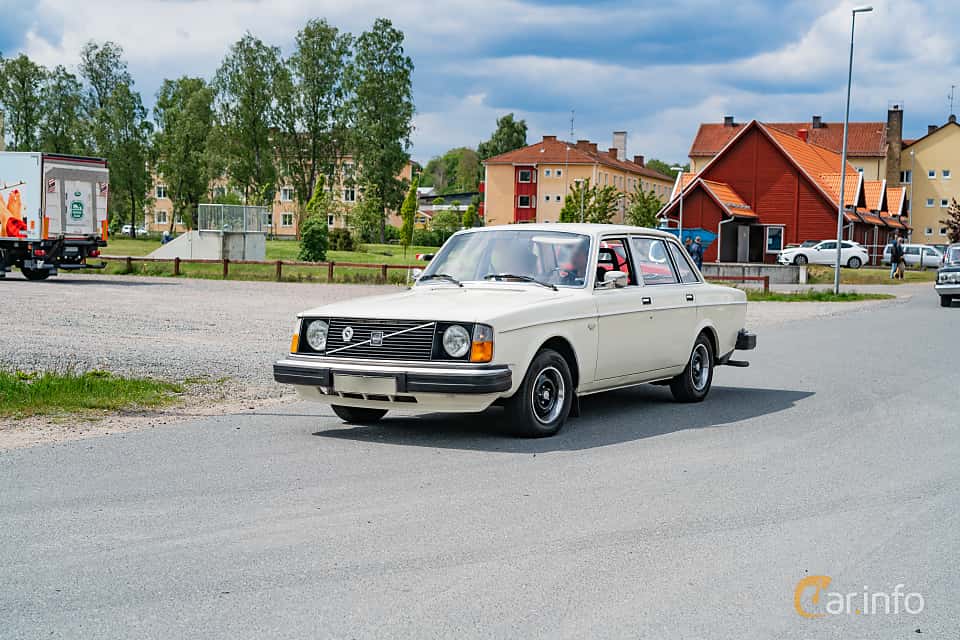 Volvo 240