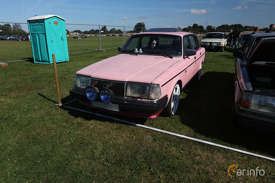 Volvo 240