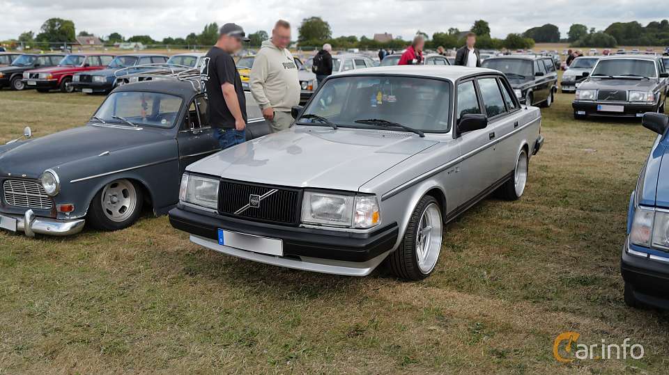 Volvo 240