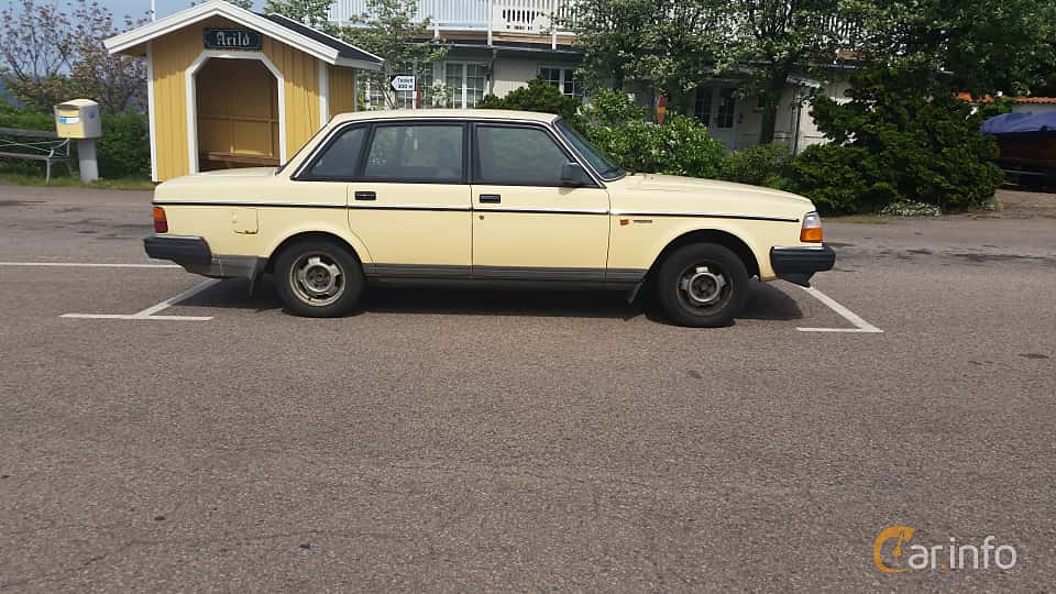 Volvo 240