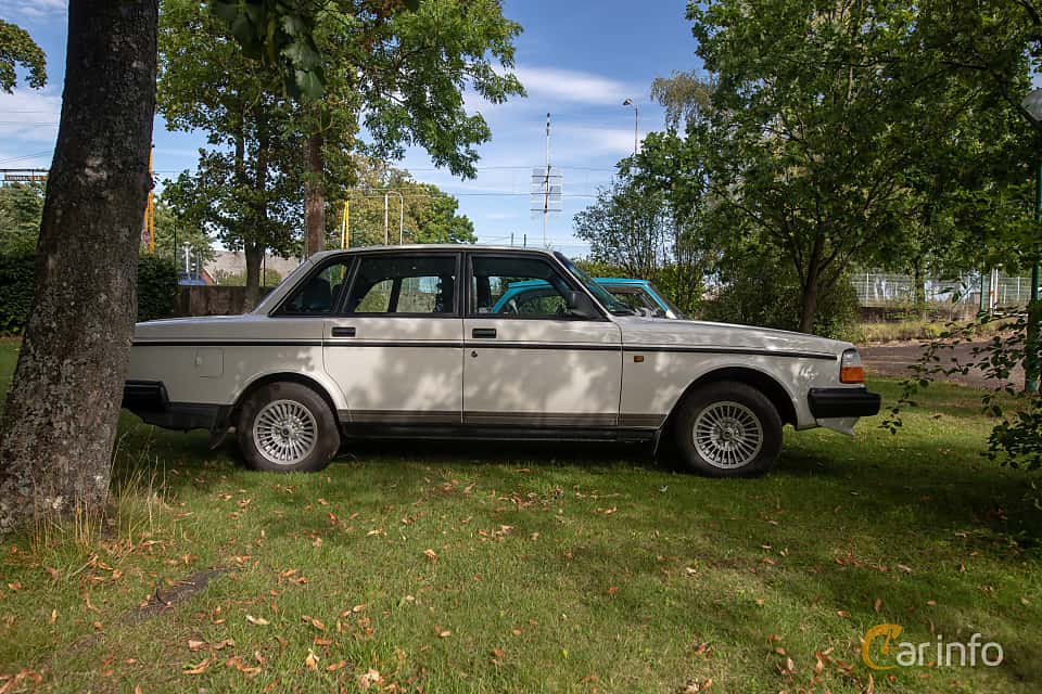 Volvo 240