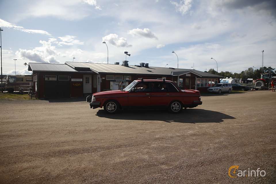Volvo 240