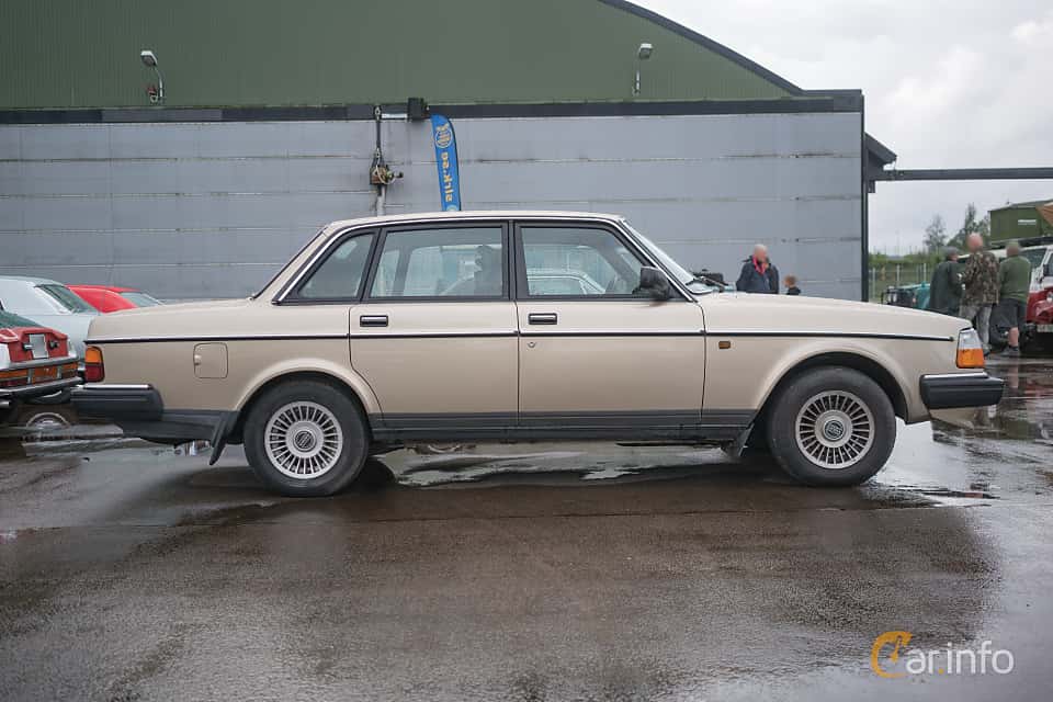 Volvo 240