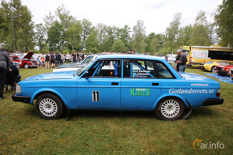 Volvo 240