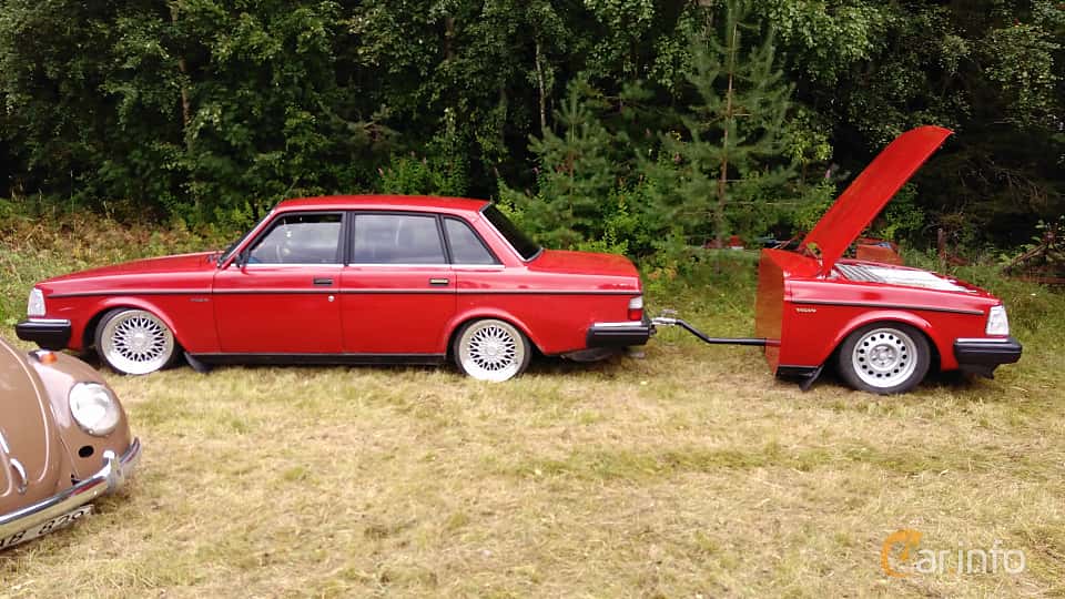 Volvo 240