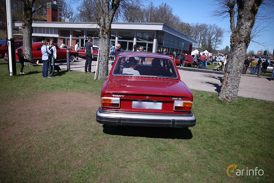 Volvo 240