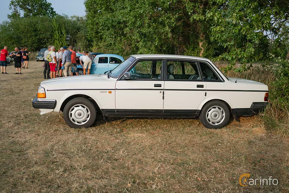 Volvo 240