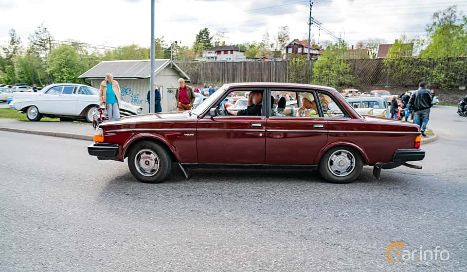 Volvo 240