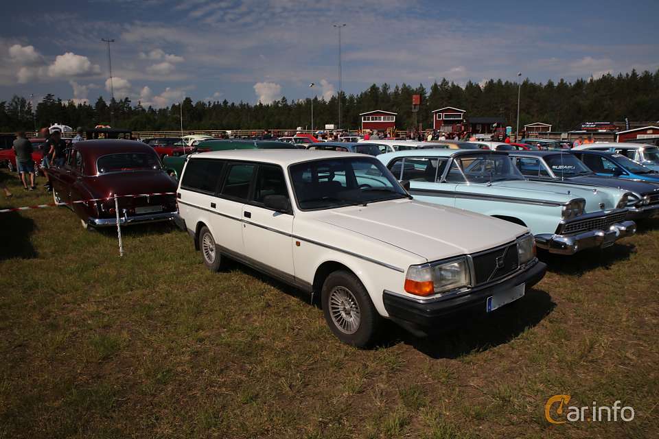 Volvo 240